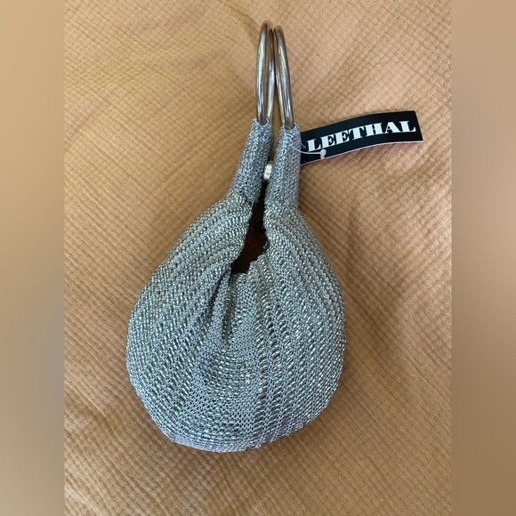 Leethal Sequinned Silver Small Pouch BNWT - Picture 5 of 6